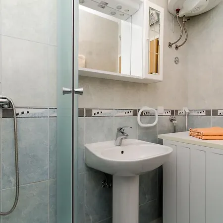 Ivan Apartament *