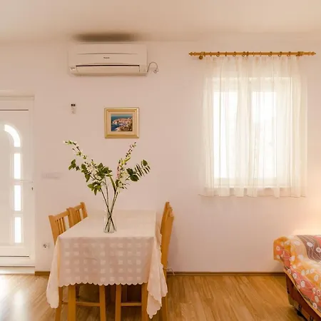 Апартаменты Ivan Дубровник